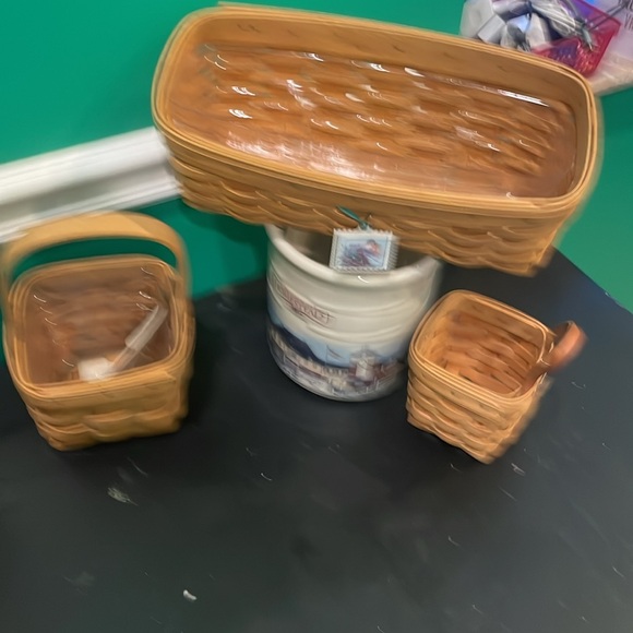 Longaberger Basket Bundle 8 baskets and 1 piece of pottery - Picture 4 of 5